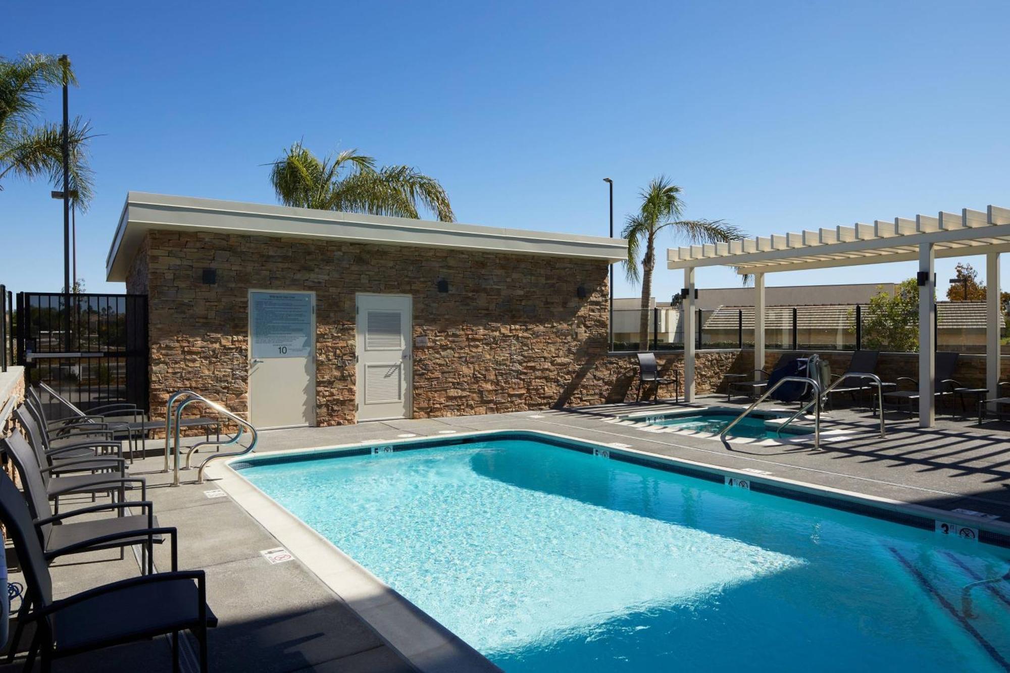 Fairfield Inn & Suites By Marriott Riverside Moreno Valley Exterior foto